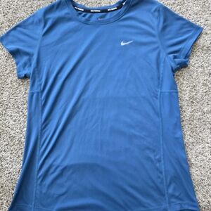 Nike Women's Blue Short Sleeve Tee